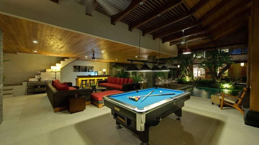 4 Bedroom Luxury Villa in Seminyak Freehold - Bali Luxury Estate 4