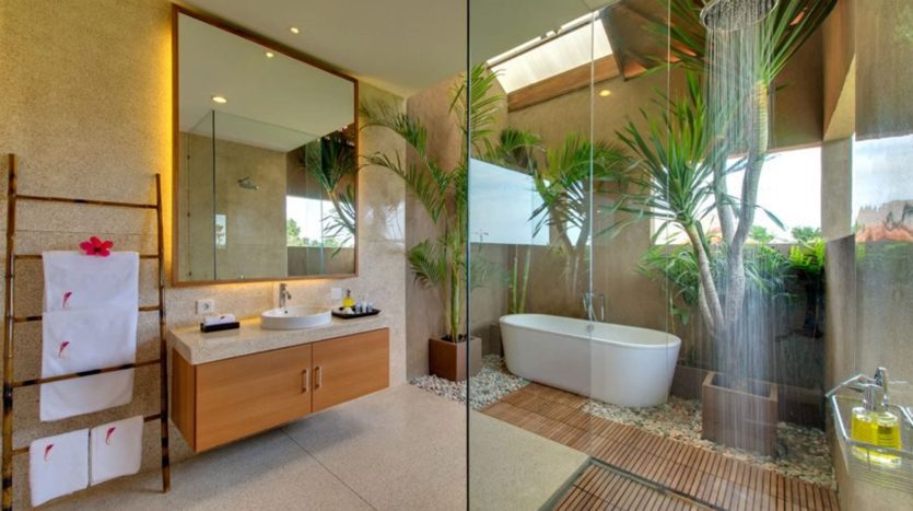 6 Bedroom Luxury Villa in Seminyak - Freehold - Bali Luxury Estate 11