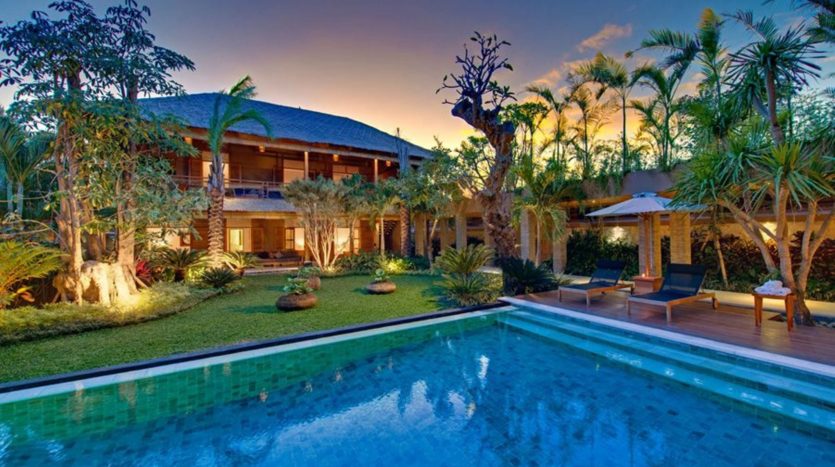 6 Bedroom Luxury Villa in Seminyak - Freehold - Bali Luxury Estate