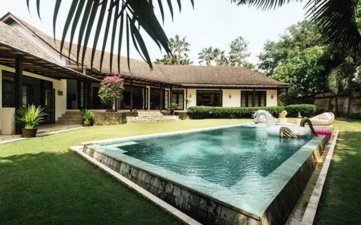 Berawa Family Living - 4 Bedroom Freehold Villa - Bali Luxury Estate