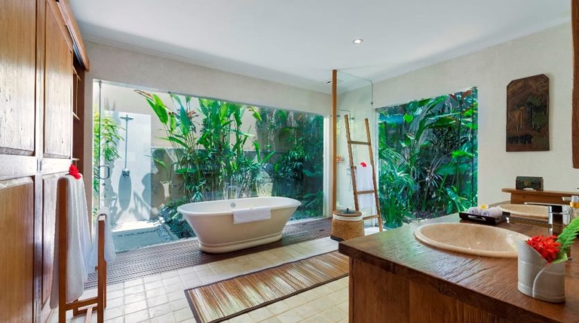 Luxurious Freehold Villa in Pererenan - Bali Luxury Estate 12