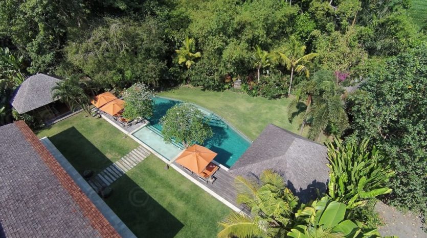 Luxurious-Freehold-Villa-in-Pererenan-Bali-Luxury-Estate-17