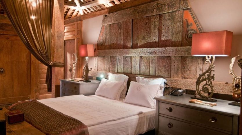 Luxury Canggu Villa - 5 Bedroom Joglo Style - Bali Luxury Estate 0