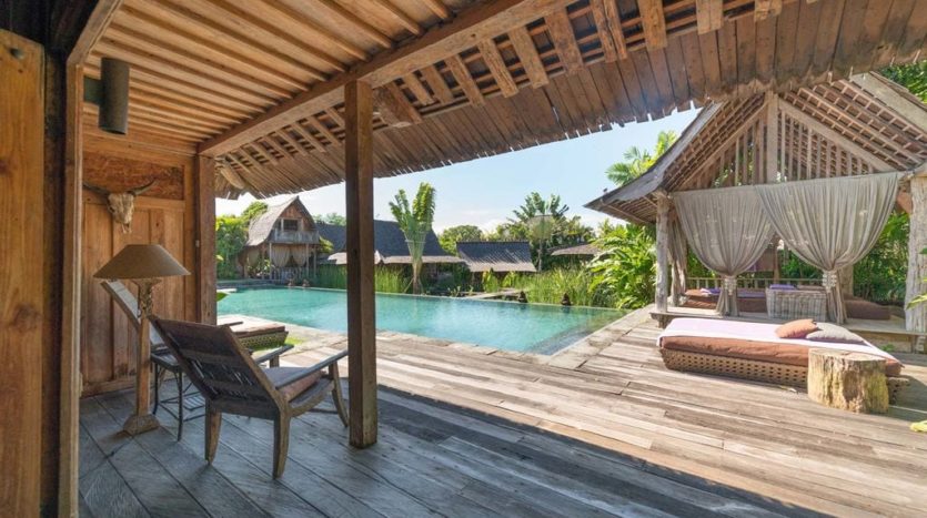 Luxury Canggu Villa - 5 Bedroom Joglo Style - Bali Luxury Estate 16