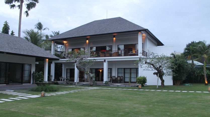 Pererenan Rice Field Views - 5 Bedroom Freehold - Bali Luxury Estate 12