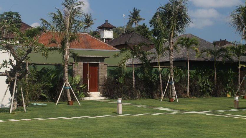 Pererenan Rice Field Views - 5 Bedroom Freehold - Bali Luxury Estate 8