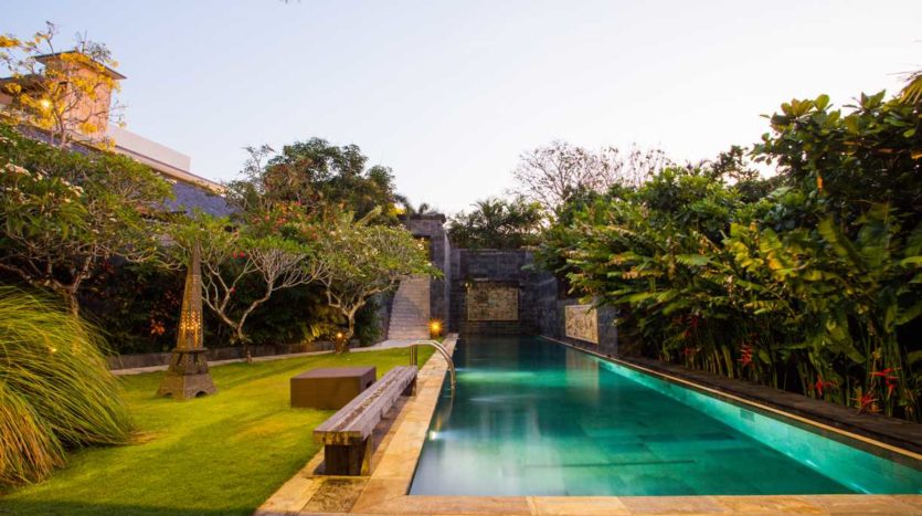 Extraordinary Villa in Padang Padang - Freehold - Bali Luxury Estate 11