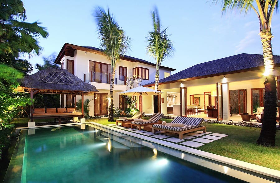 Modern Balinese Style  Villa Central Seminyak Bali  Luxury 