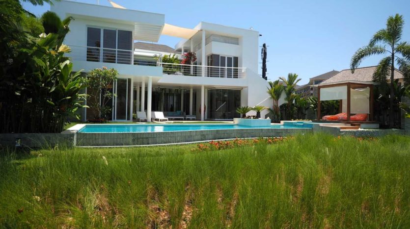 Modern Masterpiece Pecatu Villa - Freehold - Bali Luxury Estate 6