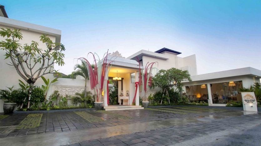 Villa Resort Kuta - 6 Private Villas Freehold