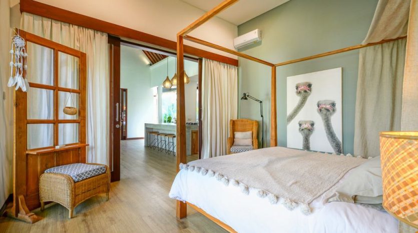 Sanur Beach Side Villa - Long Term Rental - 3 Bedroom Villa - Bali Luxury Estate (12)