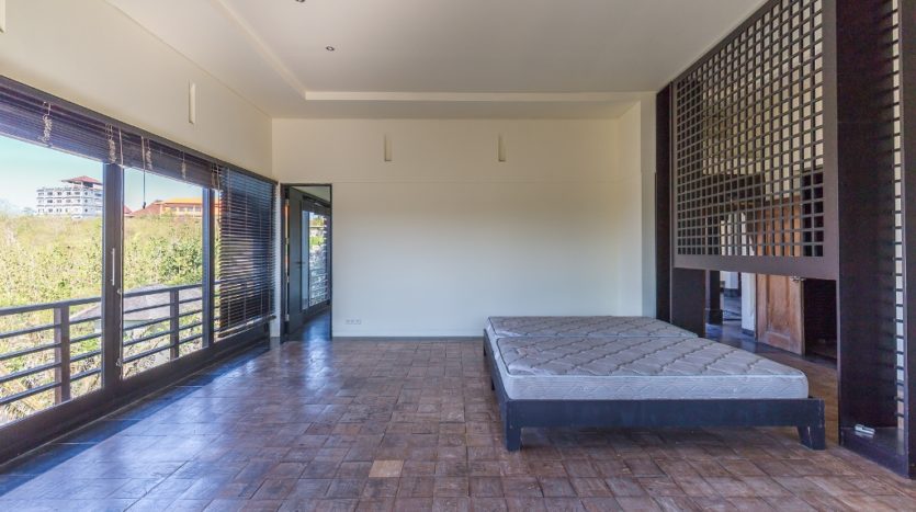 Three Bedroom Villa For Sale in Jimbaran with Ocean Views - Bali Luxury Estate (11)