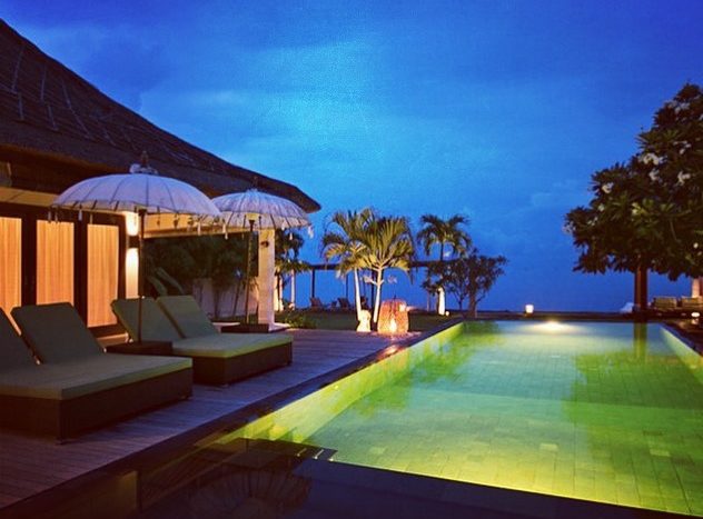 Beachfront Villa For Sale in East Coast Bali - Bali Luxury Estate (1)