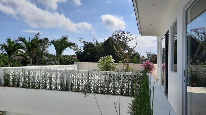 Brand New Leasehold Villa in Umalas for Sale - Bali Luxury Estate (17)