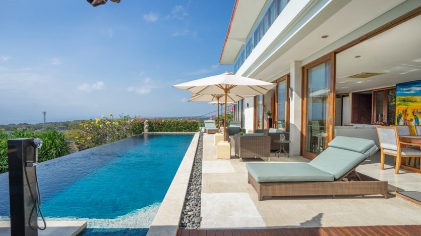 Panoramic Views from this Labuan Sait Villa - Bali Luxury Estate (10)