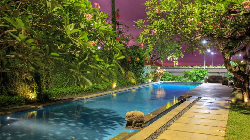 Private Beachfront Residence Kuta - Bali Luxury Estate (5)