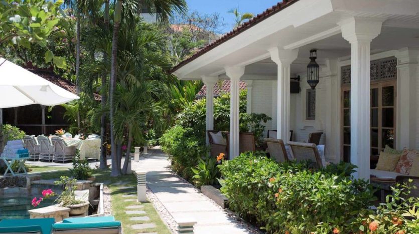 Leasehold villa for sale in Oberoi - Bali Luxury Estate (4)