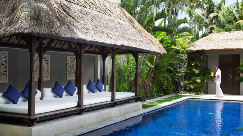 Beautiful villa for sale close by The Legian hotel - Bali Luxury Estate (3)