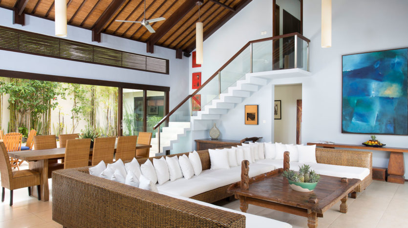 Beautiful villa for sale close by The Legian hotel - Bali Luxury Estate (4)