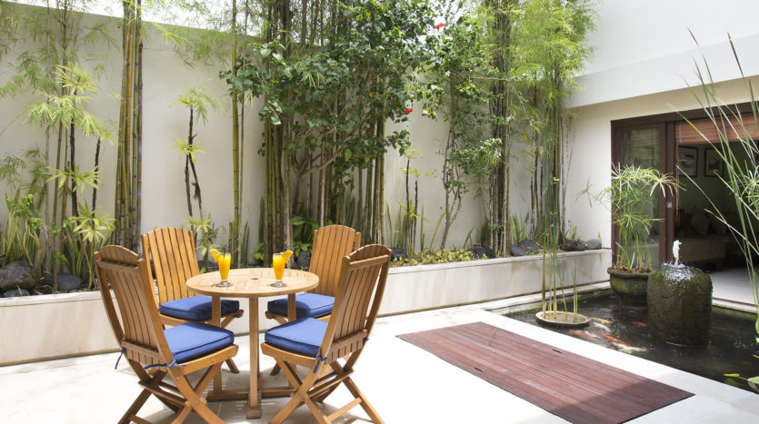 Beautiful villa for sale close by The Legian hotel - Bali Luxury Estate (6)