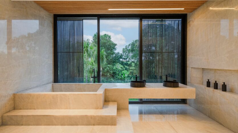 Ultra Modern High-End Luxury Home in Pererenan - Bali Luxury Estate (70)