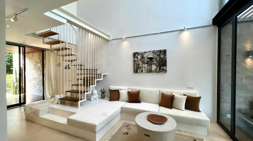 Charming 3-Bedroom Villa for Sale Your Serene Oasis in Berawa, Canggu - Bali Luxury Estate (11)