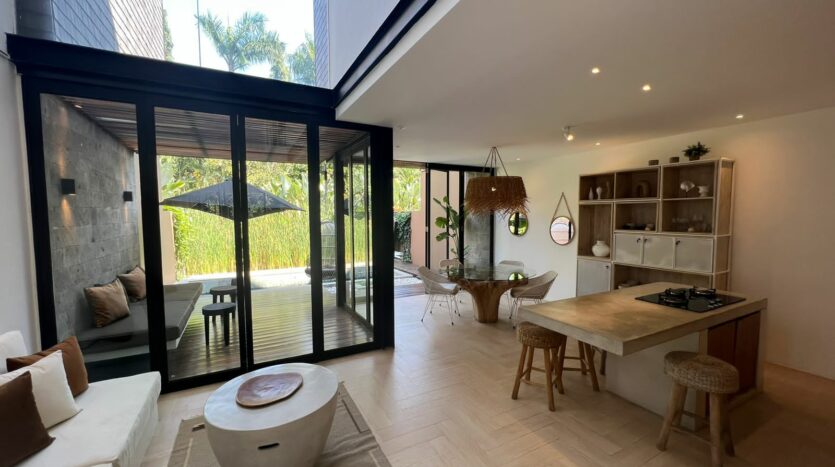 Charming 3-Bedroom Villa for Sale Your Serene Oasis in Berawa, Canggu - Bali Luxury Estate (16)