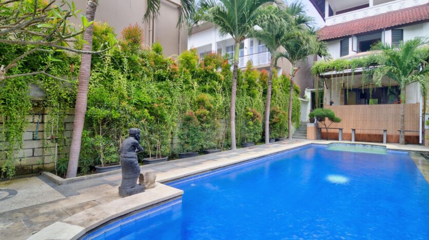 Hotel for Sale in Echo Beach - 27 bedrooms - Bali Luxury Estate (1)