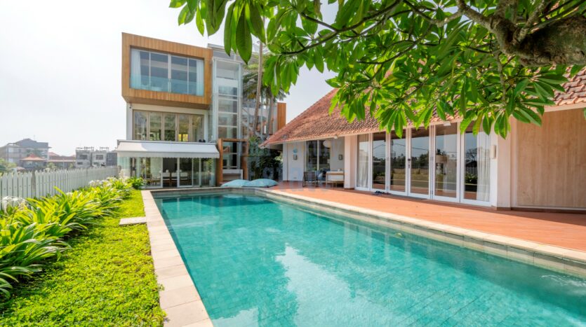 Discover true Luxury A Stunning Villa and Apartment in Berawa - Bali Luxury Estate (10)