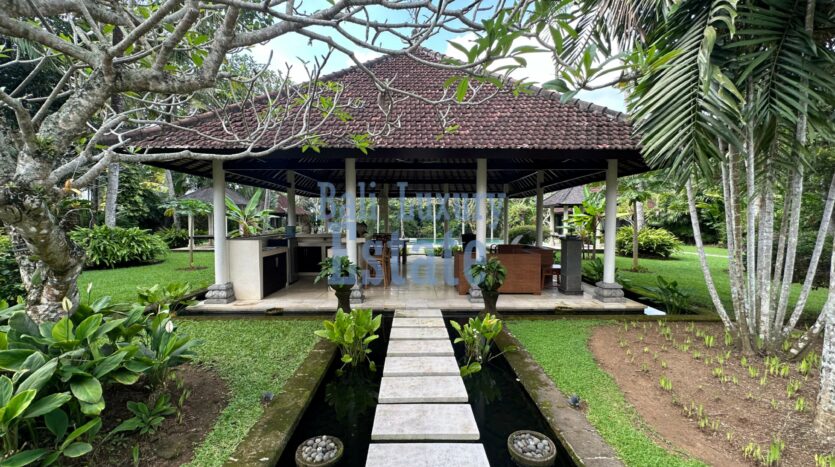 Freehold Riverside Villa Bungalow In Pasut Tabanan Bali - Bali Luxury Estate (13)