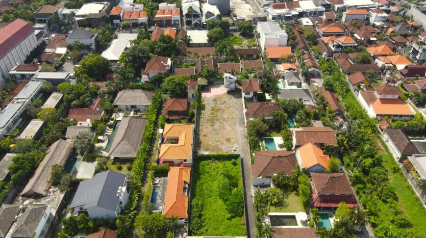 Prime-Freehold-Land-in-the-Heart-of-Oberoi-Street-Seminyak-Bali-Luxury-Estate-1.jpg