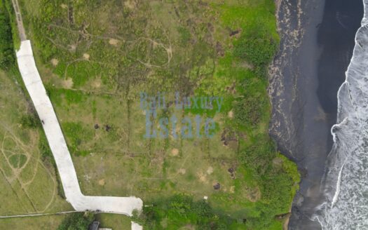 Beachfront Land in Kelating, Tabanan For Sale Freehold